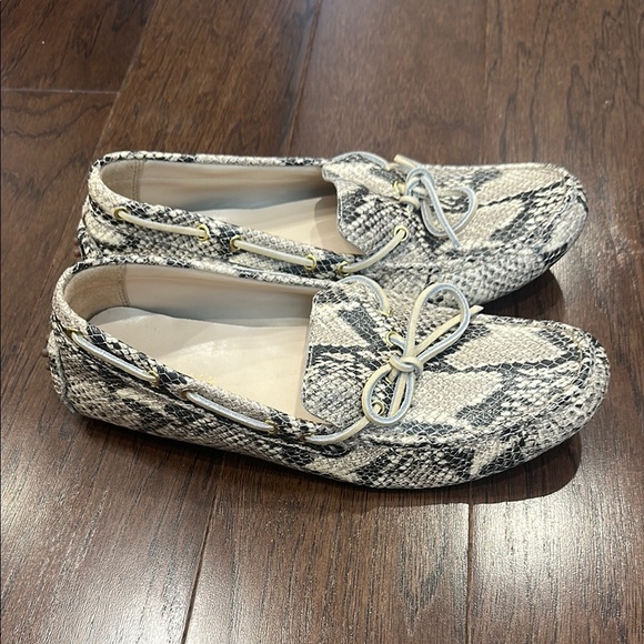 Cole Haan Snakeskin Patterned Loafers- size 8.5 - Picture 3 of 7